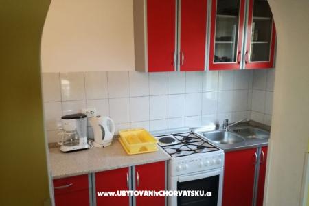 Apartmaji Matusan foto 2