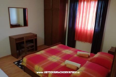 Apartmaji Matusan foto 4