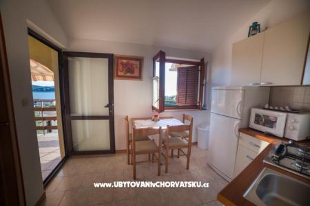 Apartmaji Anamar foto 3