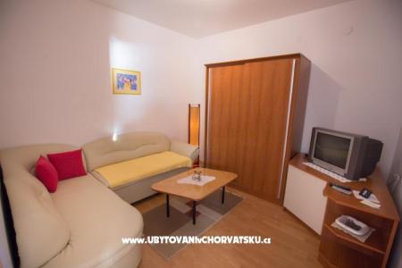 Apartmaji Anamar foto 4