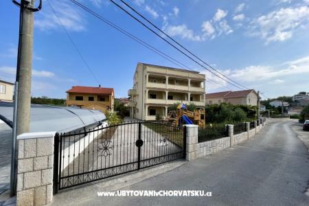 Apartmaji Pičuljan foto 2