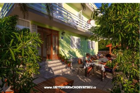 Apartmaji Villa Seka pool &amp; sauna foto 5