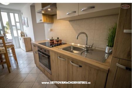 Whirlpool Apartmaji Skoblar foto 4