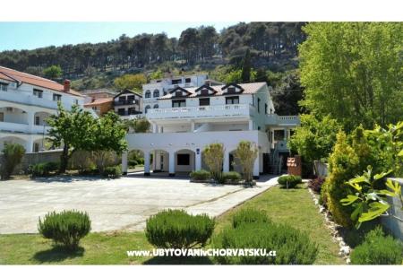 Apartmaji Pavlecic foto 3