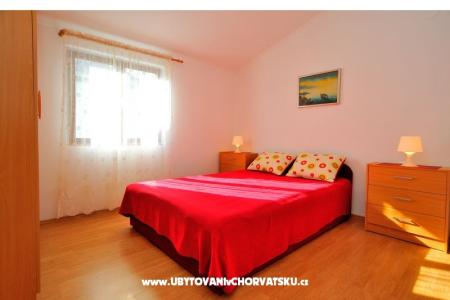 Apartmaji Jakov foto 5
