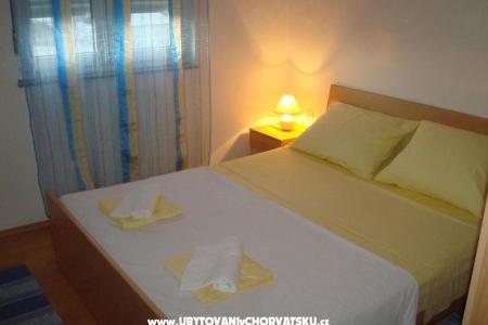Apartmaji Marella Ražanac foto 2
