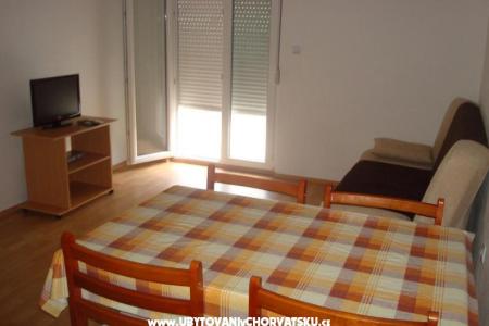 Apartmaji Marella Ražanac foto 3