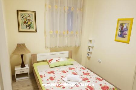 Apartma Centar foto 2
