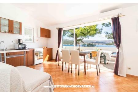 Apartma Bronislovas Rogoznica Hrvaška