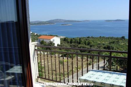 Apartmaji Anna foto 3