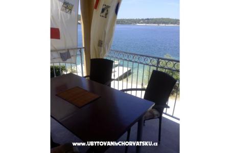 Apartmaji Cvita foto 3