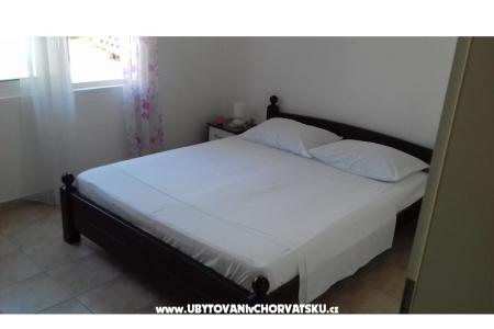 Apartmaji Jakelić foto 4