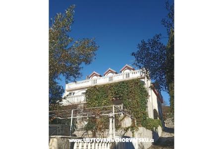 Apartmaji Katica Rogoznica Hrvaška