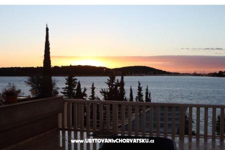Apartmaji Ljubičić foto 5