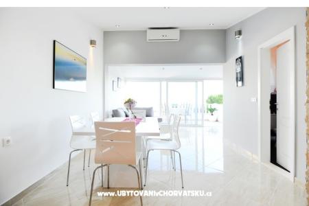 Apartmaji Luka Rogoznica foto 3