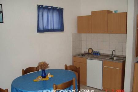 Apartmaji Mastelic foto 4