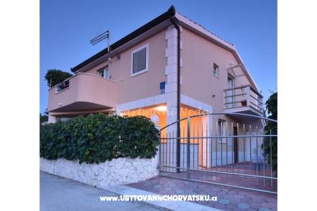 Apartmaji Neda,Kanica Rogoznica Hrvaška