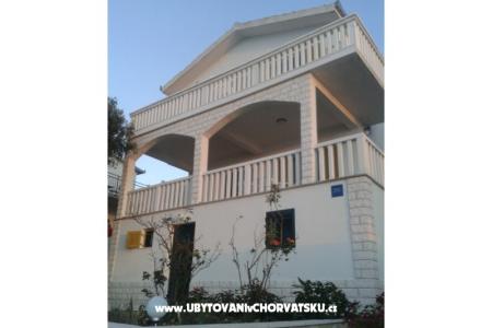 Apartmaji Palma Ražanj Rogoznica Hrvaška