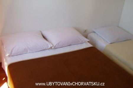 Apartmaji Edita foto 5