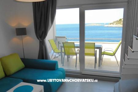 Apartmaji Angie -10 metara od mora foto 5