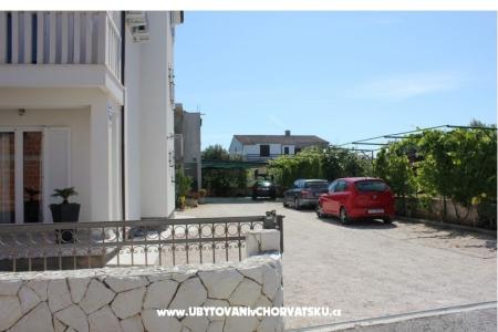 Apartmaji Anna foto 5