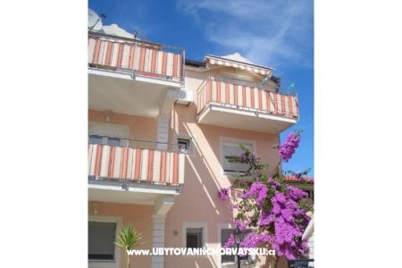 Apartmaji Knezevic foto 3