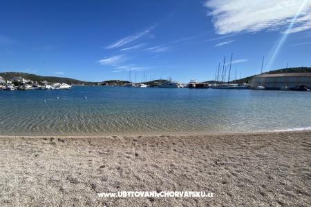Hiša na plaži foto 3