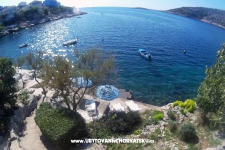 Počitniški dom Adriana Rogoznica Hrvaška