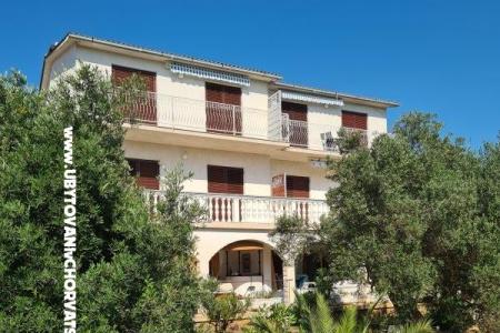 Apartmaji Triton Rogoznica Hrvaška