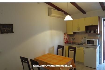 Family Hiša Ivancevic foto 4