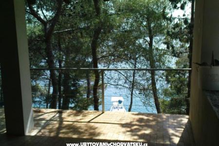 Apartmaji - Otok Lavdara foto 4