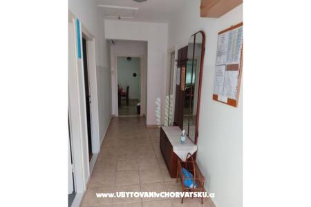 Apartmaji Iva foto 4