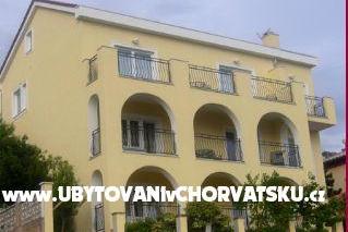 Apartmaji Laura foto 2