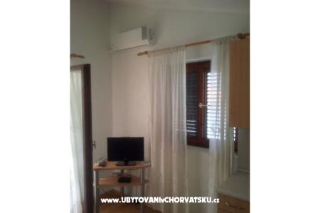 Apartmaji Baranovic foto 4