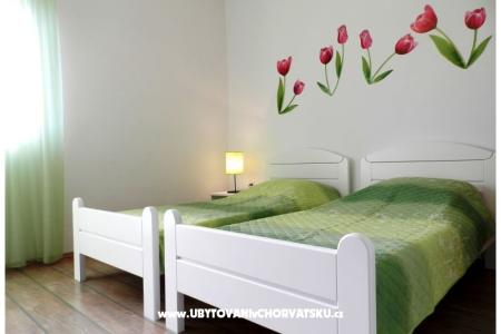 Apartmaji Cvita foto 4