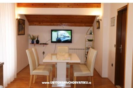 Apartmaji Grgas Tucilo foto 3