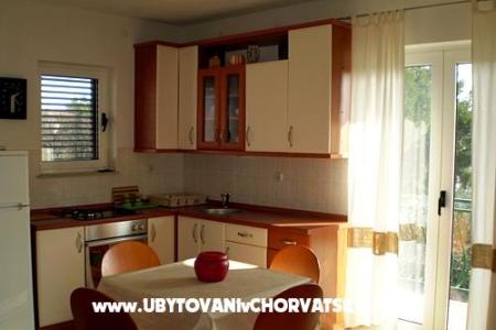 Apartmaji Jadrija foto 3