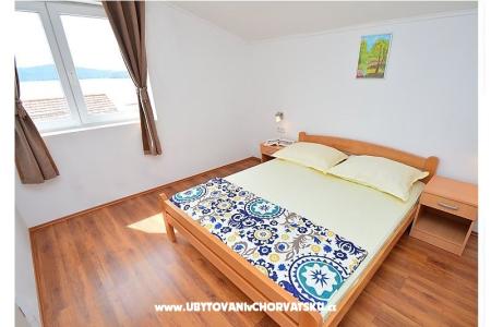 Apartmaji Katarina foto 4