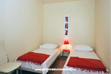 Apartmaji Kodžoman foto 3