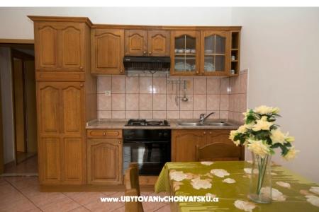 Apartmaji Lucija foto 3