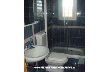 Apartmaji Naomi foto 3