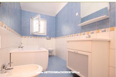 Apartmaji Naomi foto 5