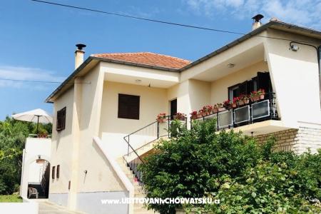 Sunset Hill Apartmaji Šibenik Hrvaška