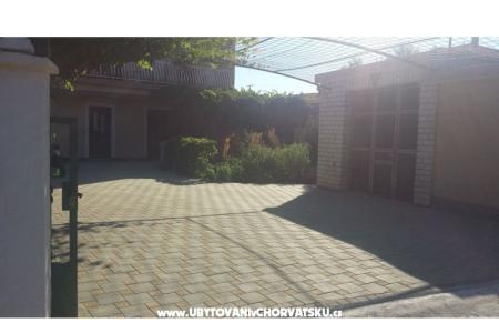 Apartmaji Katarina foto 3