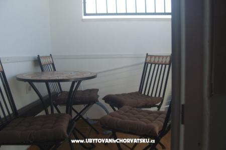 Apartmaji Ana foto 2