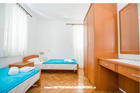 Apartmaji Anamarija foto 5