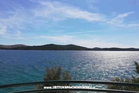 Apartmaji Mare Nostrum foto 4
