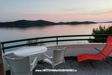 Apartmaji Mare Nostrum foto 5