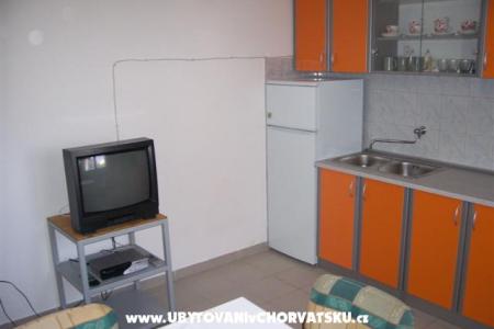 Apartmaji MID foto 3
