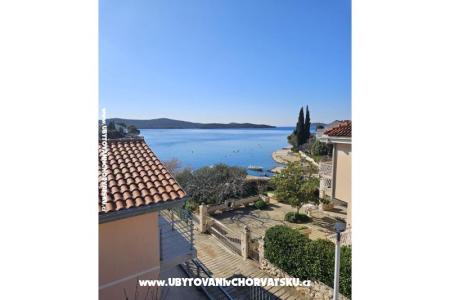 Villa Aura Maris Šibenik Hrvaška